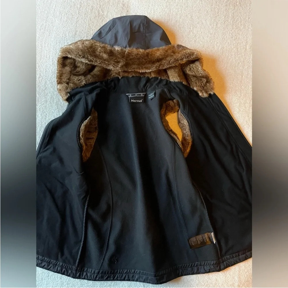 Marmot vest, dark charcoal gray and brown faux fur lined hood/ sleeves. Sz S - Picture 2 of 4